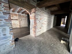 local-commercial
