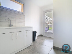 couloir-nuit-maison-a-vendre-beny