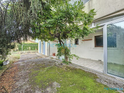 appartement-civrieux---terrasse
