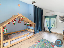 ch-etage-ferme-condeissiat