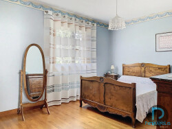 a-vendre-maison-vandeins---chambre-1