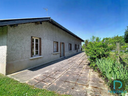 exterieur---maison-a-vendre-mezeriat