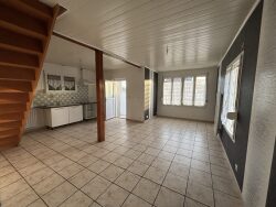 chambre-etage-avec-placards-integres