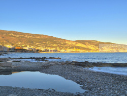 piscine-de-roquebrune-a-800-m