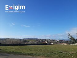 vue-du-terrain-sur-la-drome