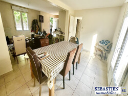 vu-terrasse-acces-cuisine-et-sejour