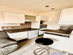 studio-contemporain-dans-maison