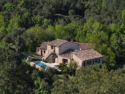 salle-yoga-avec-coin-cuisine