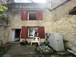 cour