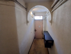 photo1