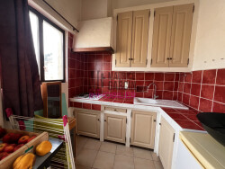 maison-de-ville-avec-terrasse-et-garage-