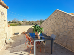 vaste-sejour-avec-cuisine-ouverte