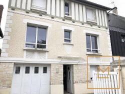 arriere-maison-avec-terrasse-