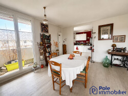 caen--appartement-chambre-avec-balcon