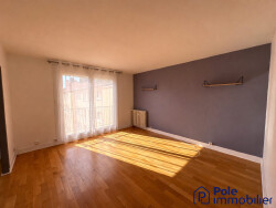 salon---sejour-avec-balcon