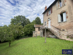 immeuble-2-appartements-ydes