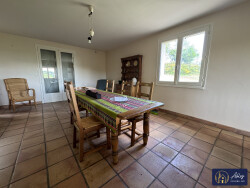 maison-a-vendre-ydes-7-pieces
