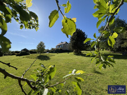 maison-8-pieces-lanobre-cantal-