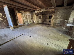maison-1-piece---menet-cantal-
