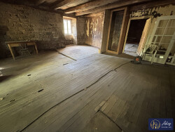 maison-1-piece---menet-cantal-