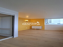 couloir-vers-chambre-et-loggia