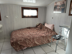 photo1