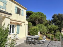 vue-depuis-le-terrain-