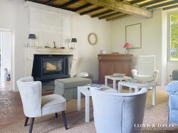 salon-avec-poele-a-bois