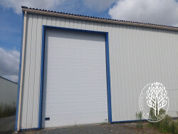 entree-principale-du-local