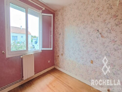 salle-de-bains-avec-fenetre