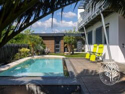unique-architecture-piscine-rochefort-