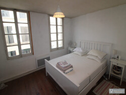 chambre-cote-jardin-a-renover