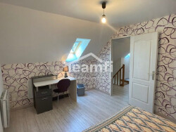 1ere-chambre-a-l-etage-