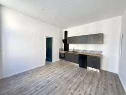 autre-vue-de-la-piece-de-vie