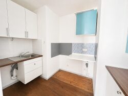 couloir-desservant-deux-chambres