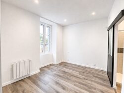 salle-d-eau-avec-wc-photo-1