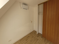 chambre-1-cote-rue