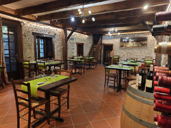 grande-salle-reception-vue-mezzanine