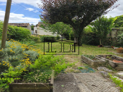 facade-arriere-qui-donne-sur-le-jardin