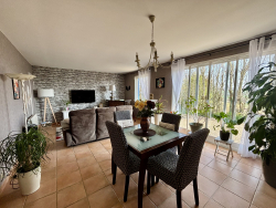 photo1