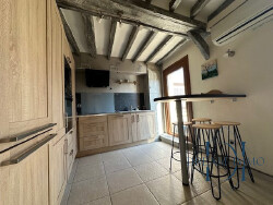 cachet-des-briques--poutres-et-pierres