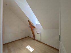 bureau-1er-etage-loue