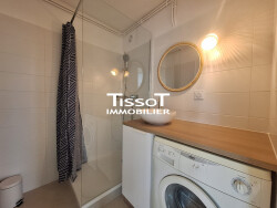 chambre-lit-140x190-plus-armoire