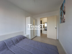 chambre-lit-140x190-plus-armoire