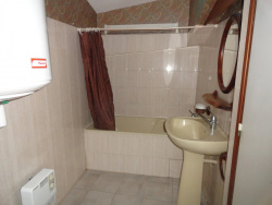 bathroom-tile