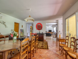 salle-a-manger-avec-acces-terrasse