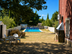 photo-retravaillee-sous-ia