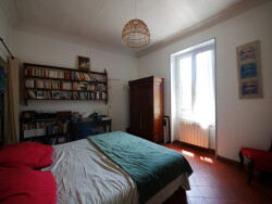 petite-chambre-sur-courette