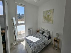 salle-d-eau-avec-douche-a-l-italienne