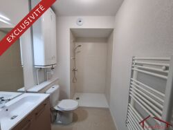 salle-d-eau-avec--toilettes